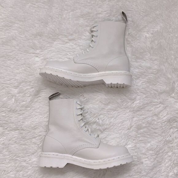 Dr. Martens Women’s 1460 Pascal Mono White Leather Lace Up Combat Boots Sz 6 - Picture 4 of 10
